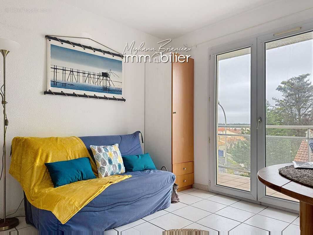 À vendre   Appartement T2 avec vue mer, quartier des Demoiselles - photo 4