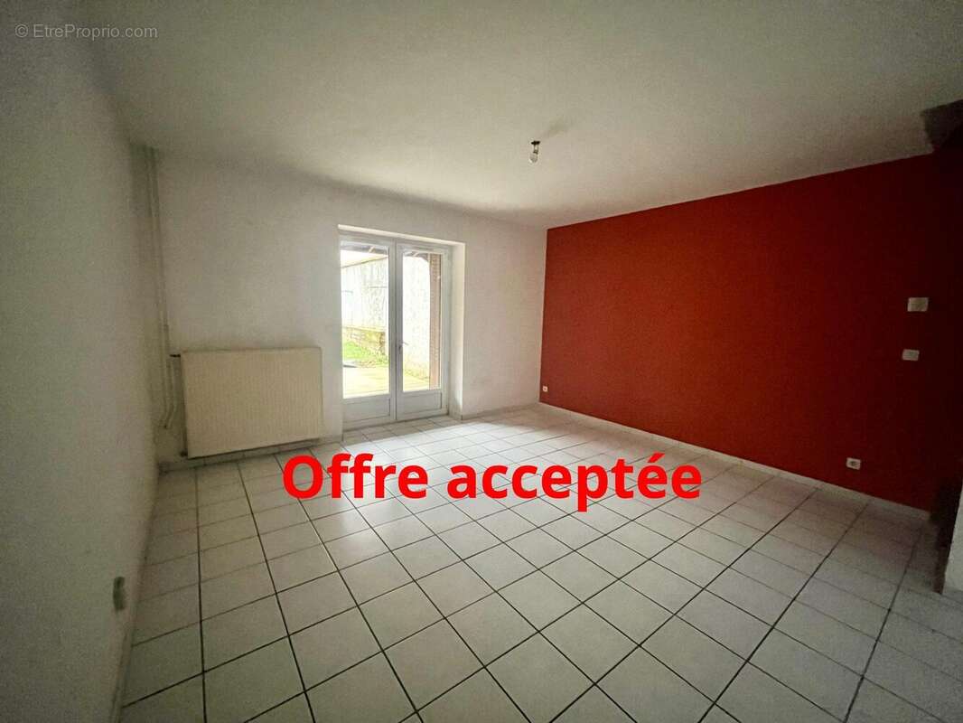 Maison à SAINT-ETIENNE-DES-OULLIERES