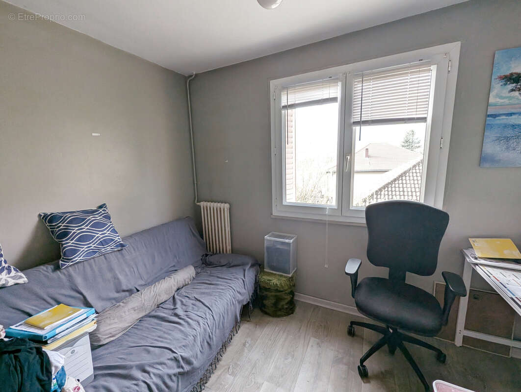 Appartement à FONTAINE