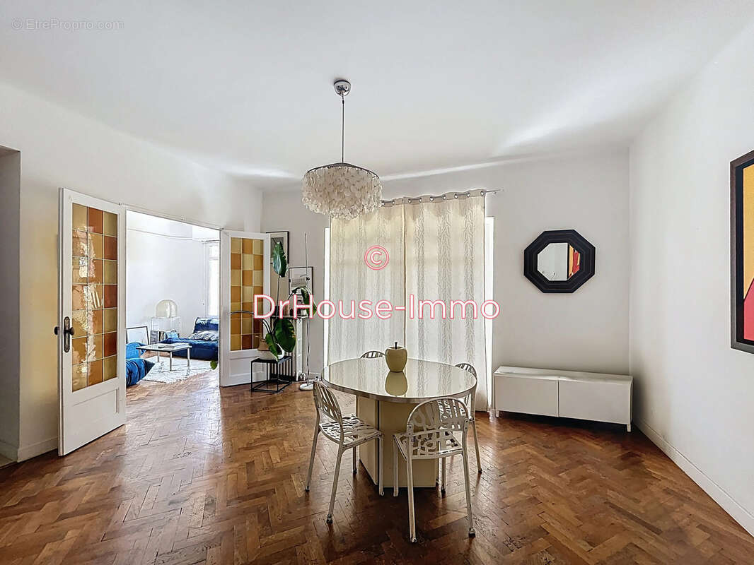 Appartement à MARSEILLE-7E