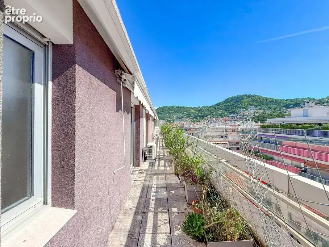 Appartement traversant 5 pièces, vue à 360° imprenable - Nice, Quartier Riquier - photo 15