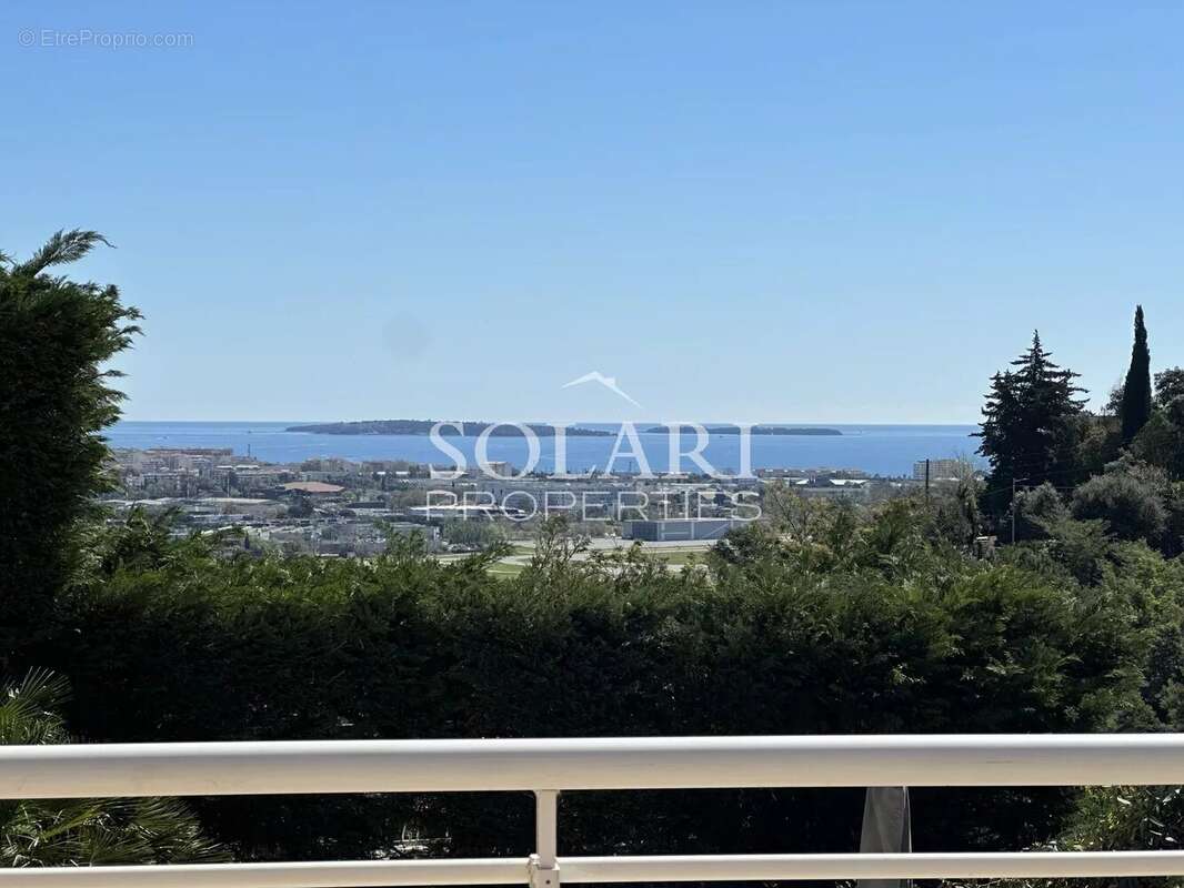 Maison à MANDELIEU-LA-NAPOULE