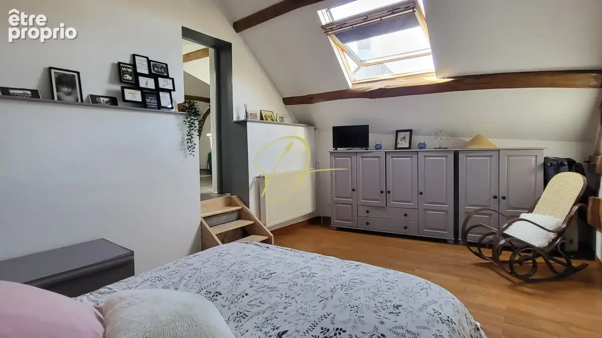 Maison ancienne 149 m² + dépendances - photo 11
