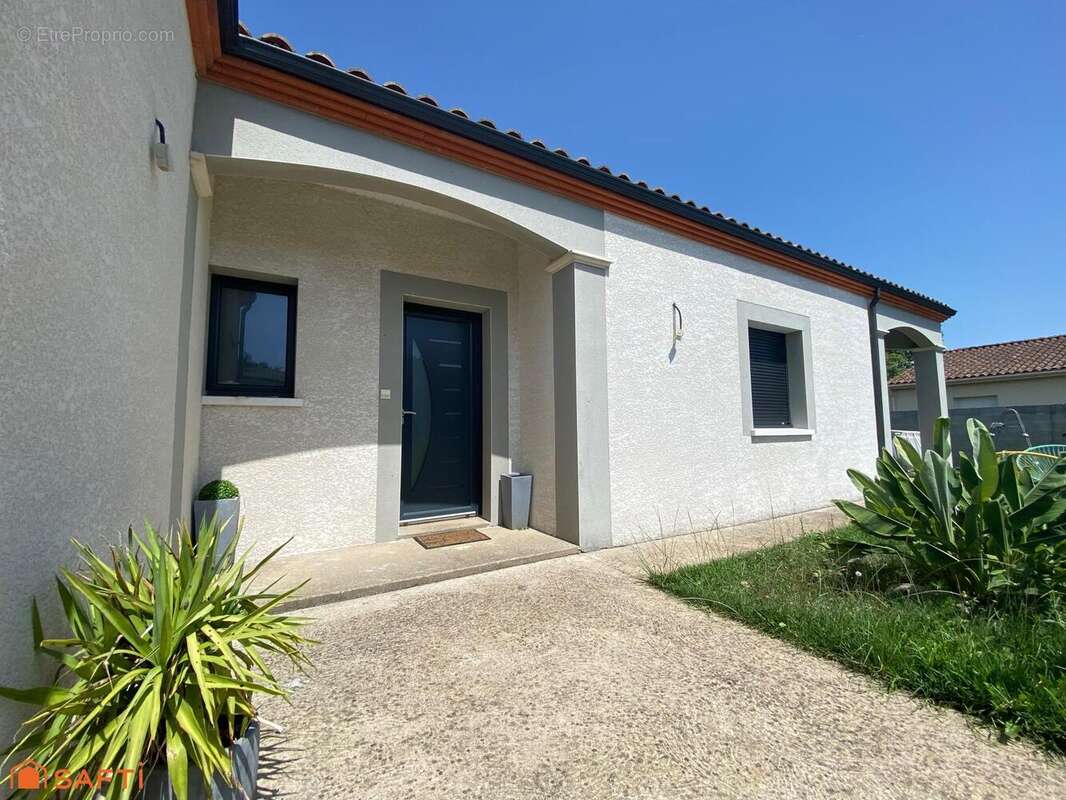Maison 126 m² à Sainte-Livrade-Sur-Lot  - photo 2