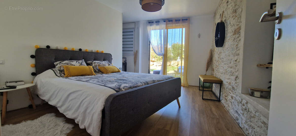 Maison à SAINT-MICHEL-CHEF-CHEF