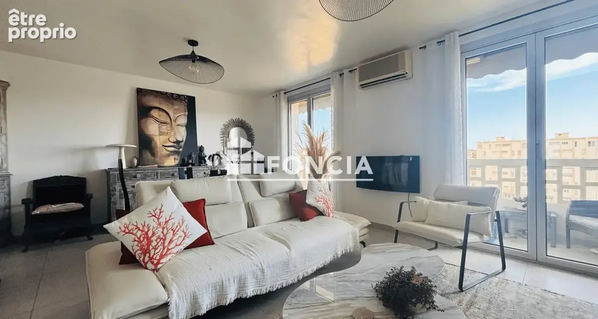 Toulon Le Mourillon T4 traversant de 70 m² avec vue mer, terrasse et cave - photo 5