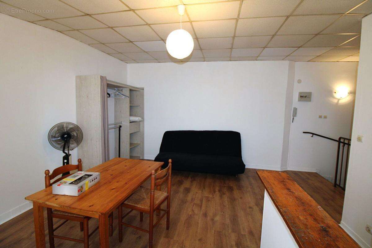 Appartement à CARCASSONNE