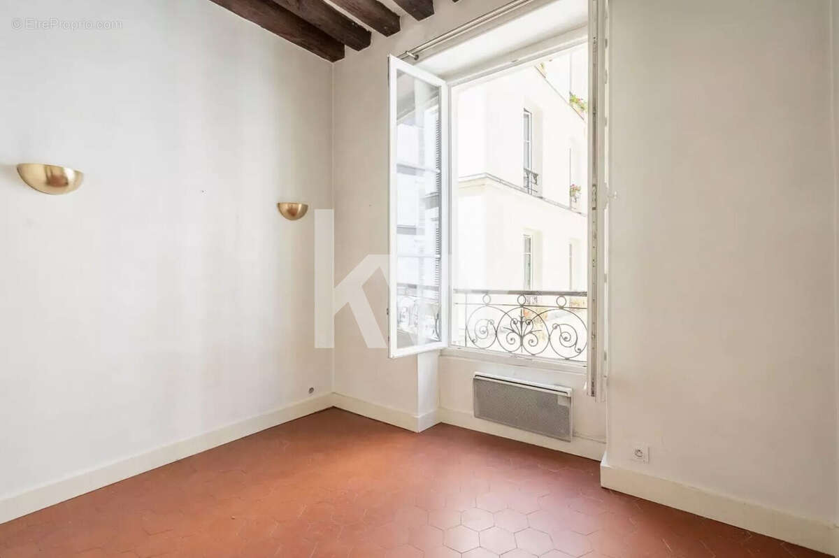 Appartement à PARIS-4E