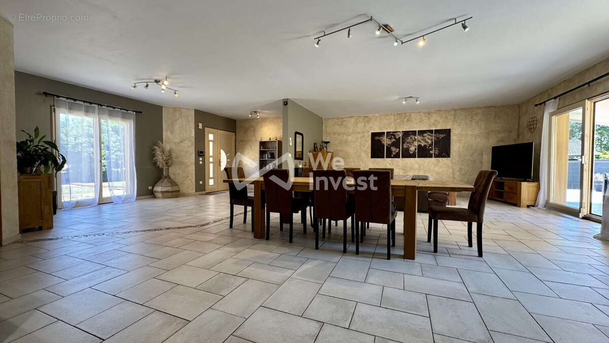 Maison 170 m² à Revigny-Sur-Ornain  - photo 2