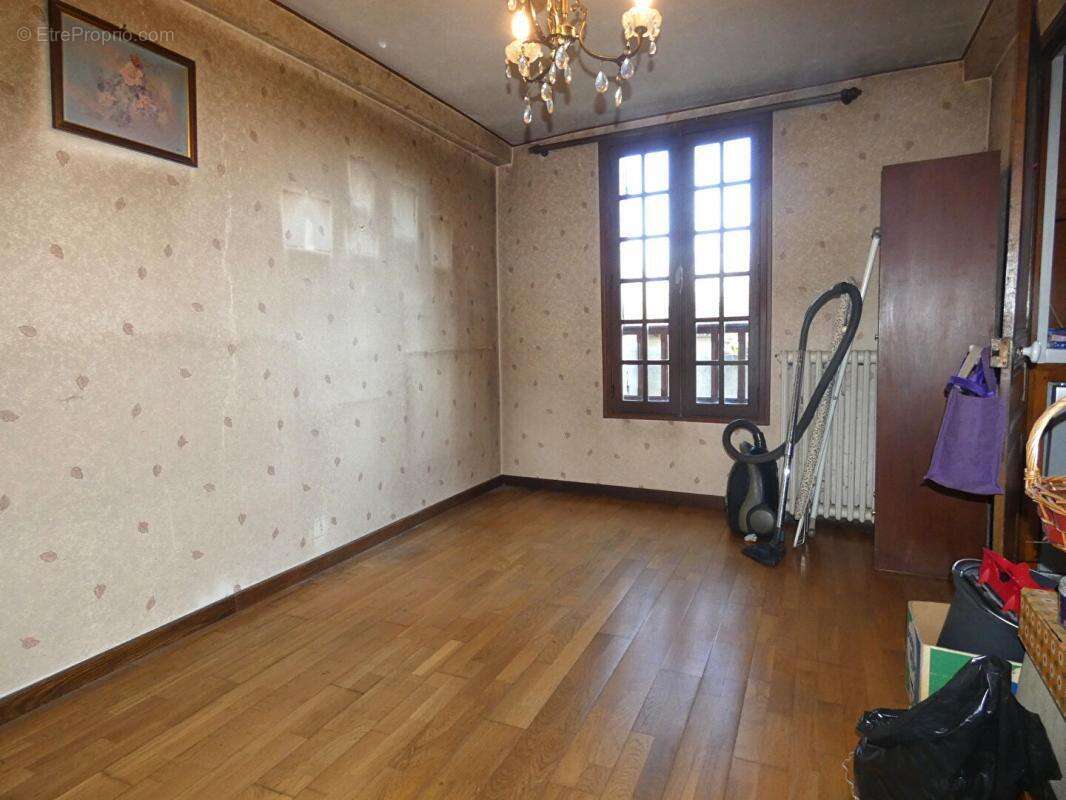 Maison à HAUTEFORT