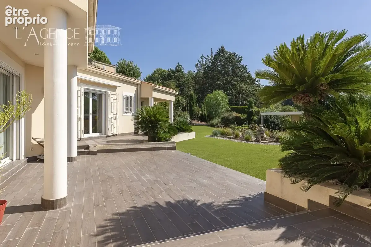 Maison 6 pièces 232 m² à vendre à Marseille-11e (13011) - photo 2