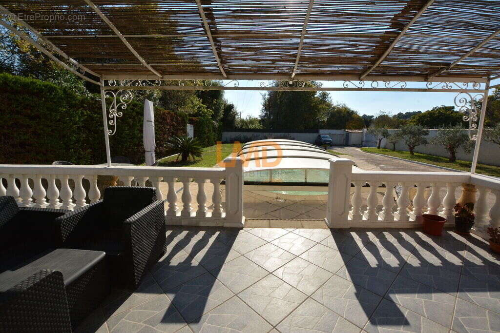 Maison à SAINT-GILLES