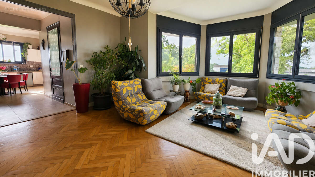 Maison 225 m² à Bergerac  - photo 8