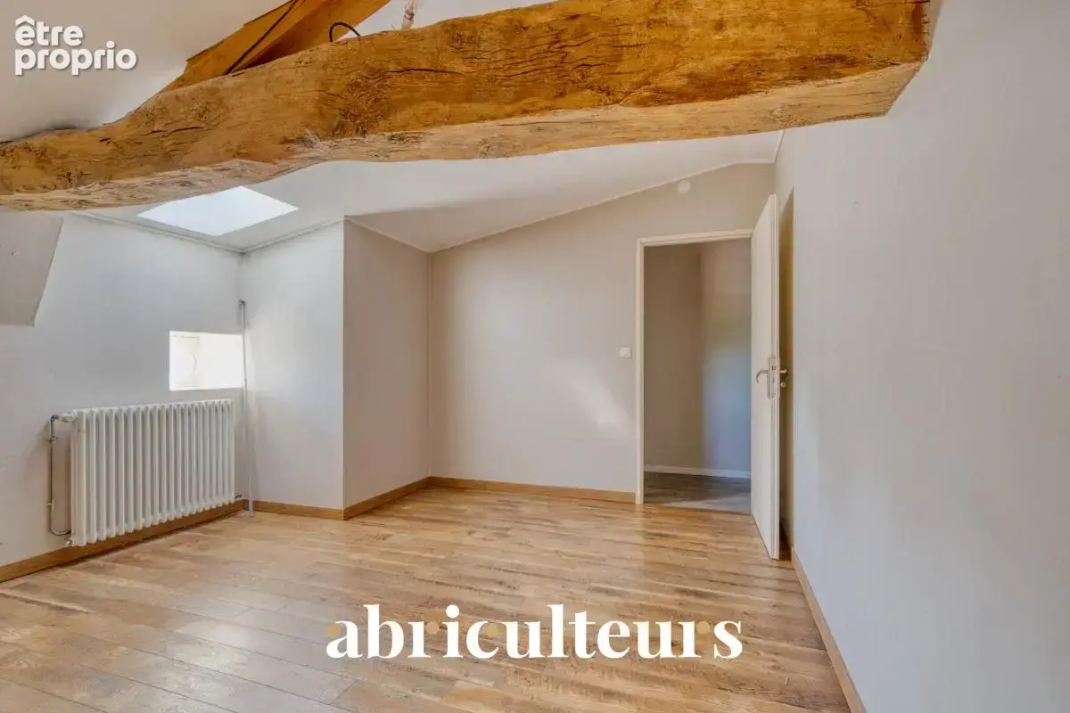 Maison de caractère - 242 m² - Saintes - photo 14