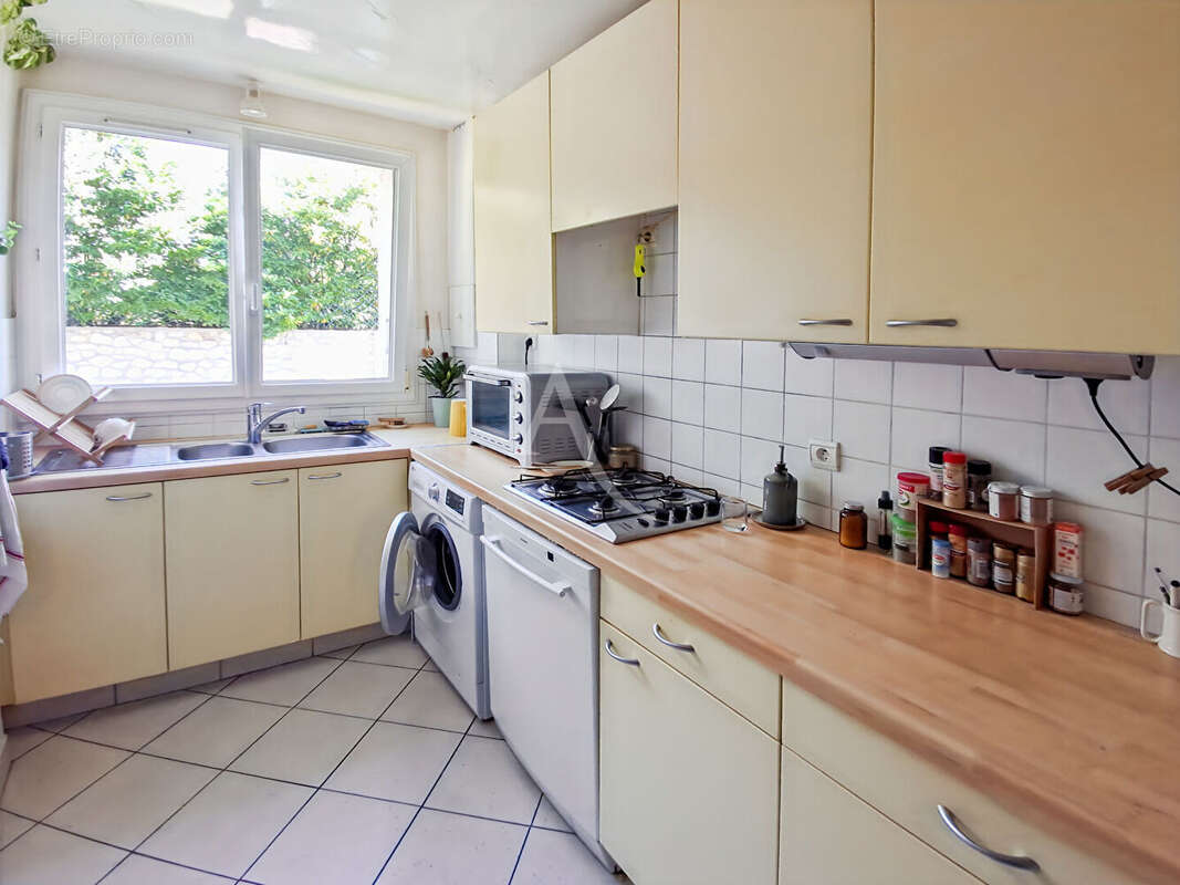 Appartement à SURESNES