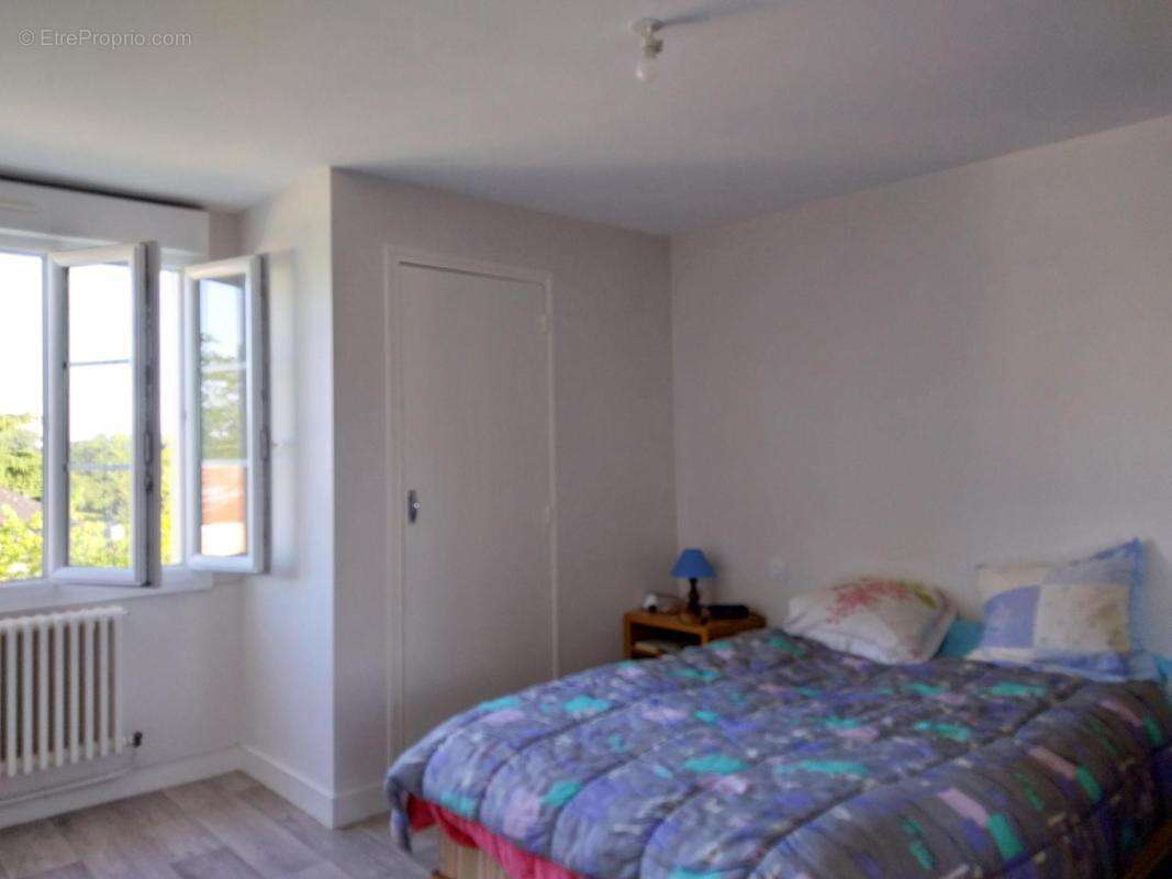 Belle maison familiale, 5 chambres, ayant bénéficié d'une belle rénovation en 2016 - photo 8