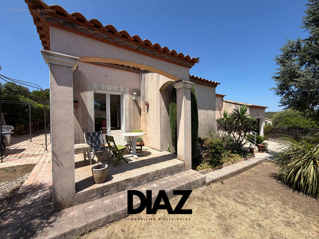 À VENDRE   NÎMES VACQUEROLLES Villa 4 pièces   86 m2   Terrain de 450 m2   299 250 € - photo 14