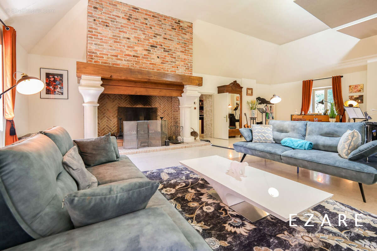 Maison 758 m² à Saint-Leger-Sur-Dheune  - photo 4