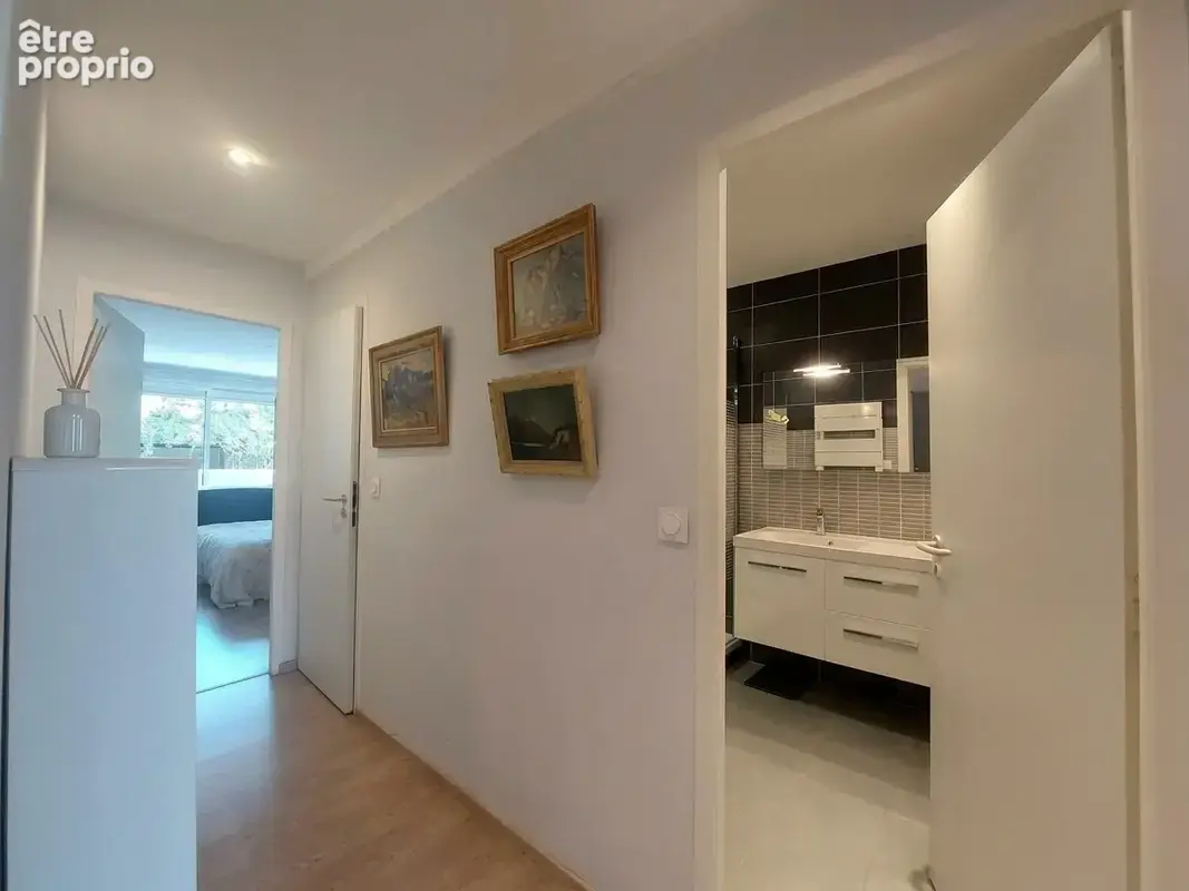 Appartement T5 de 113 m2 en hyper-centre   3 chambres, bureau, parking au sous-sol balcons et ascenseur - photo 5
