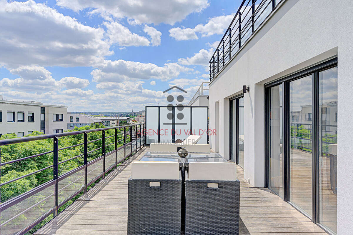 Appartement à SURESNES