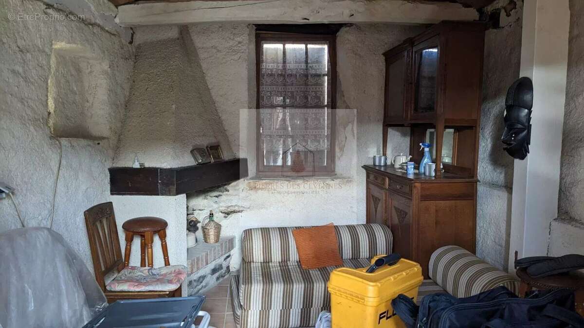 Maison à SAINTE-CECILE-D'ANDORGE