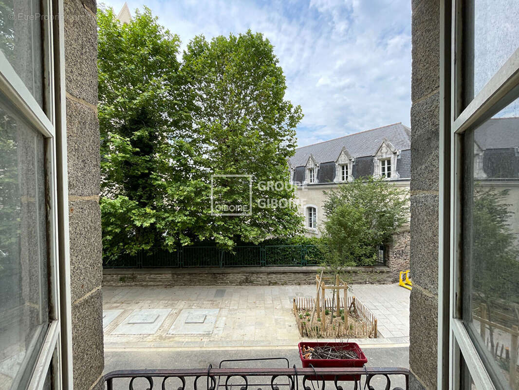 A vendre - Agence Giboire - Appartement 3 pièces à vendre à Rennes centre-ville, idéal investisseur - photo 2