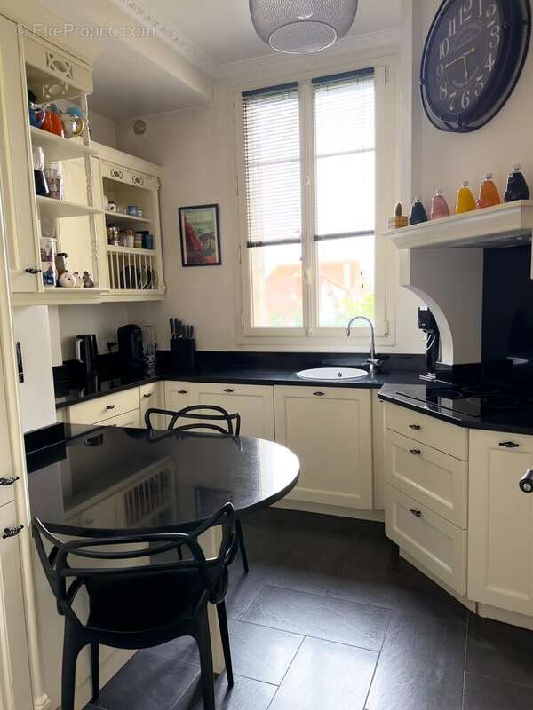 Appartement à LE RAINCY