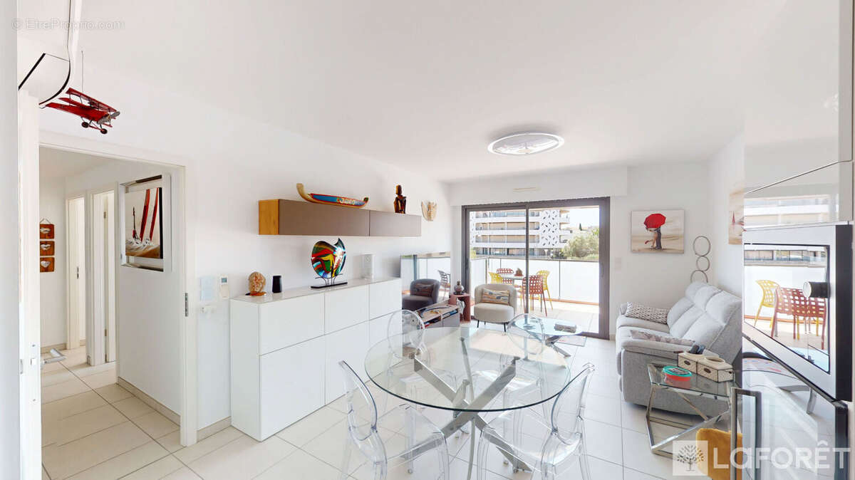 Appartement à FREJUS
