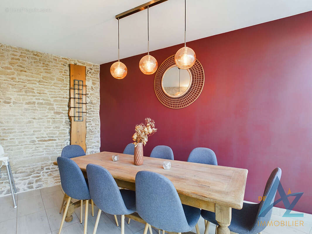 Maison à COLLEVILLE-MONTGOMERY