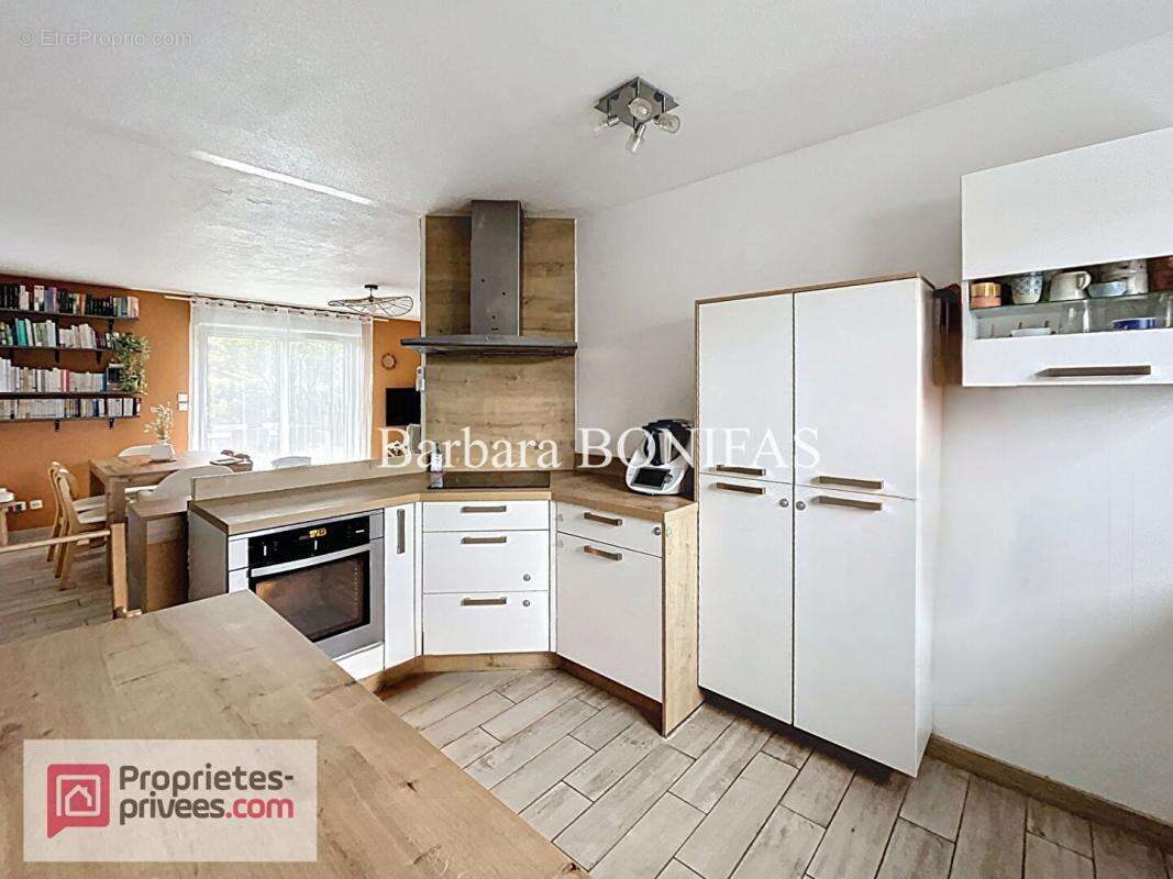 Maison à SAINT-SULPICE