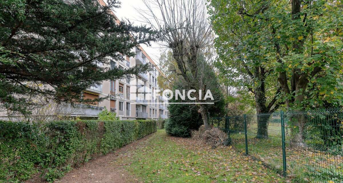 Appartement à ATHIS-MONS