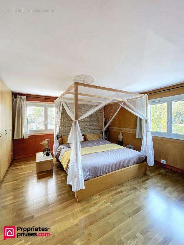 Maison à POURRIERES