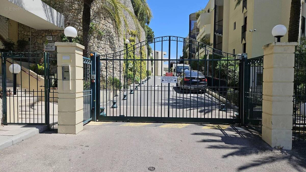 Parking à NICE