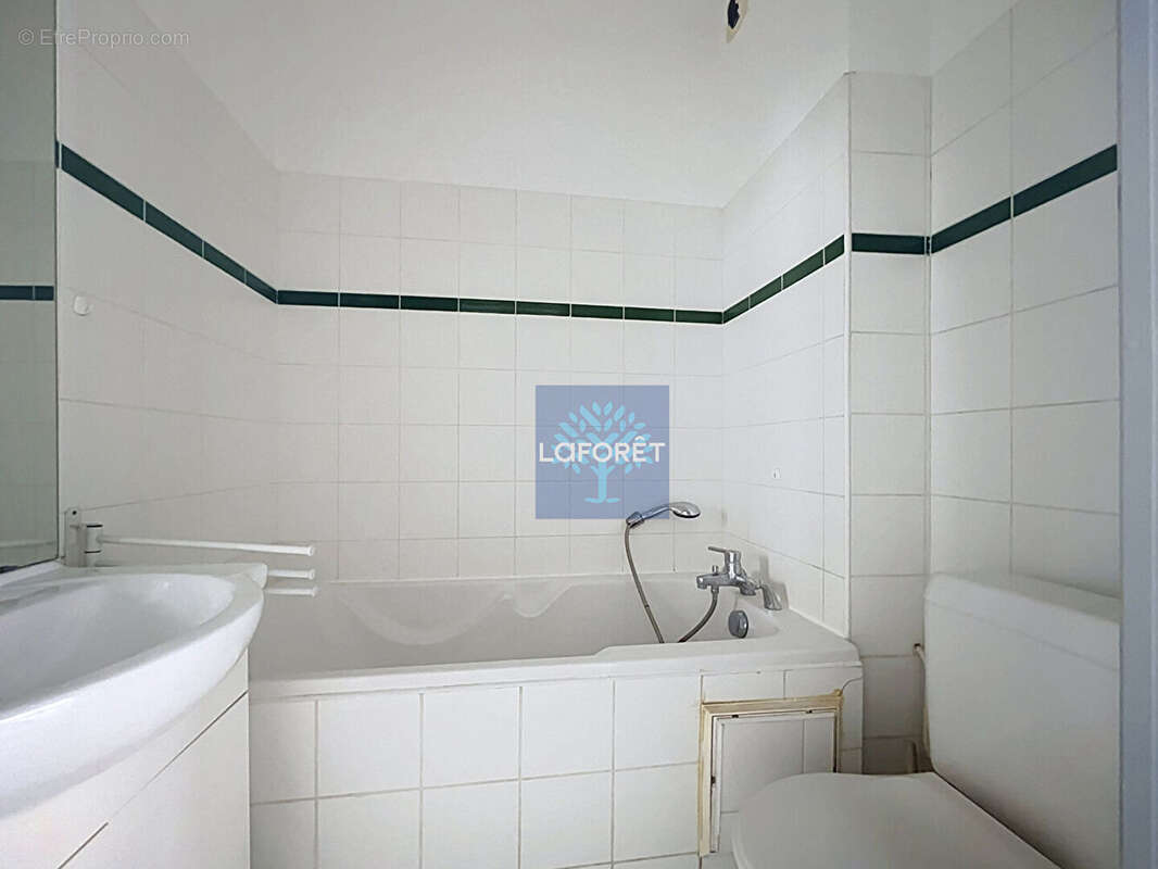 Studio Place Louise de Bettignies Lille - 17,64m2 - photo 5
