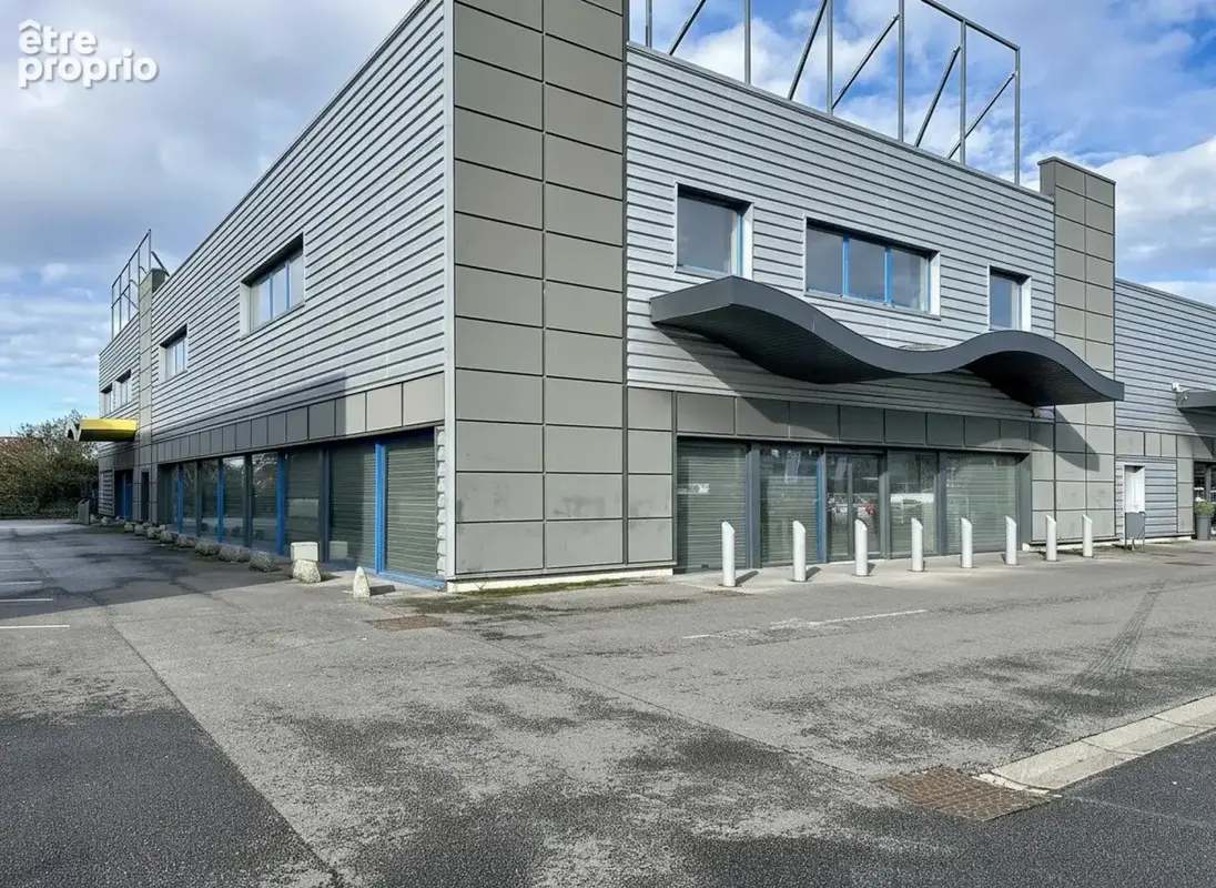 Photo 1 - Commerce à HENIN-BEAUMONT