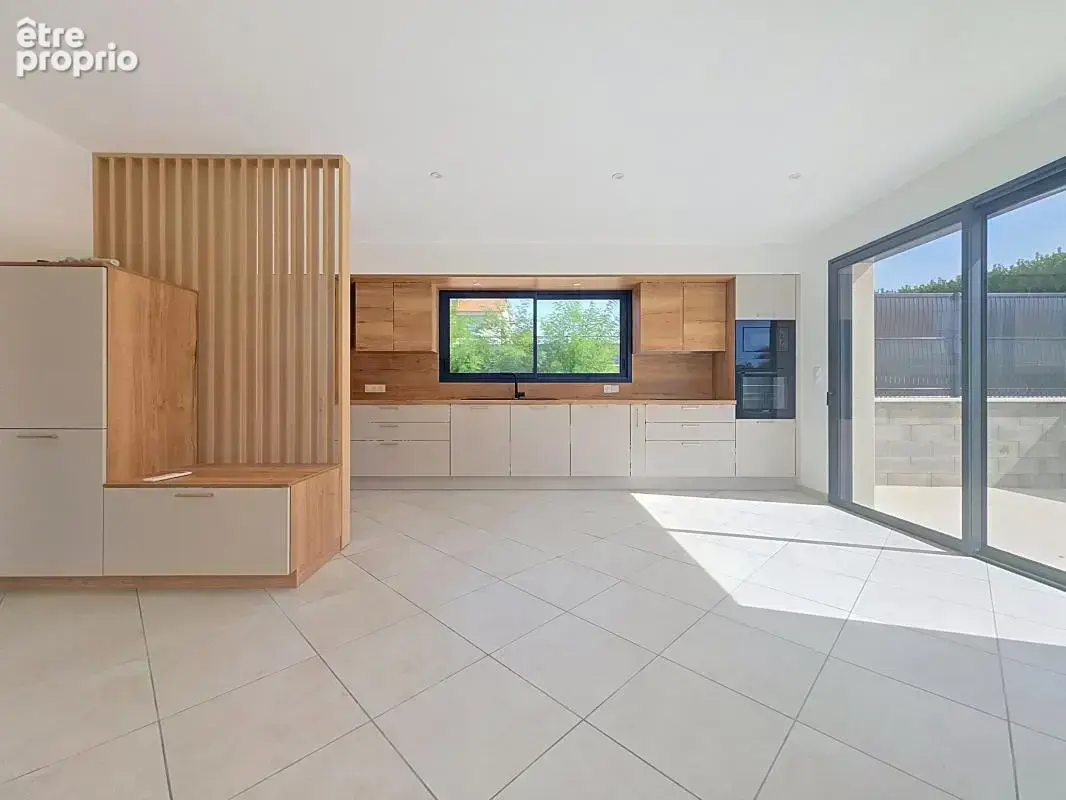 Maison - Plain-pied - 2 Chambres - Buanderie - Garage - Terrasse - photo 10