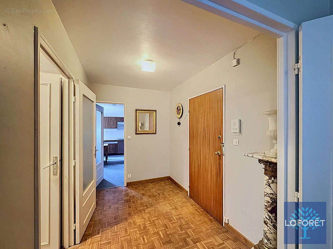Appartement d'exception à Valenciennes ; Secteur prisé - photo 11
