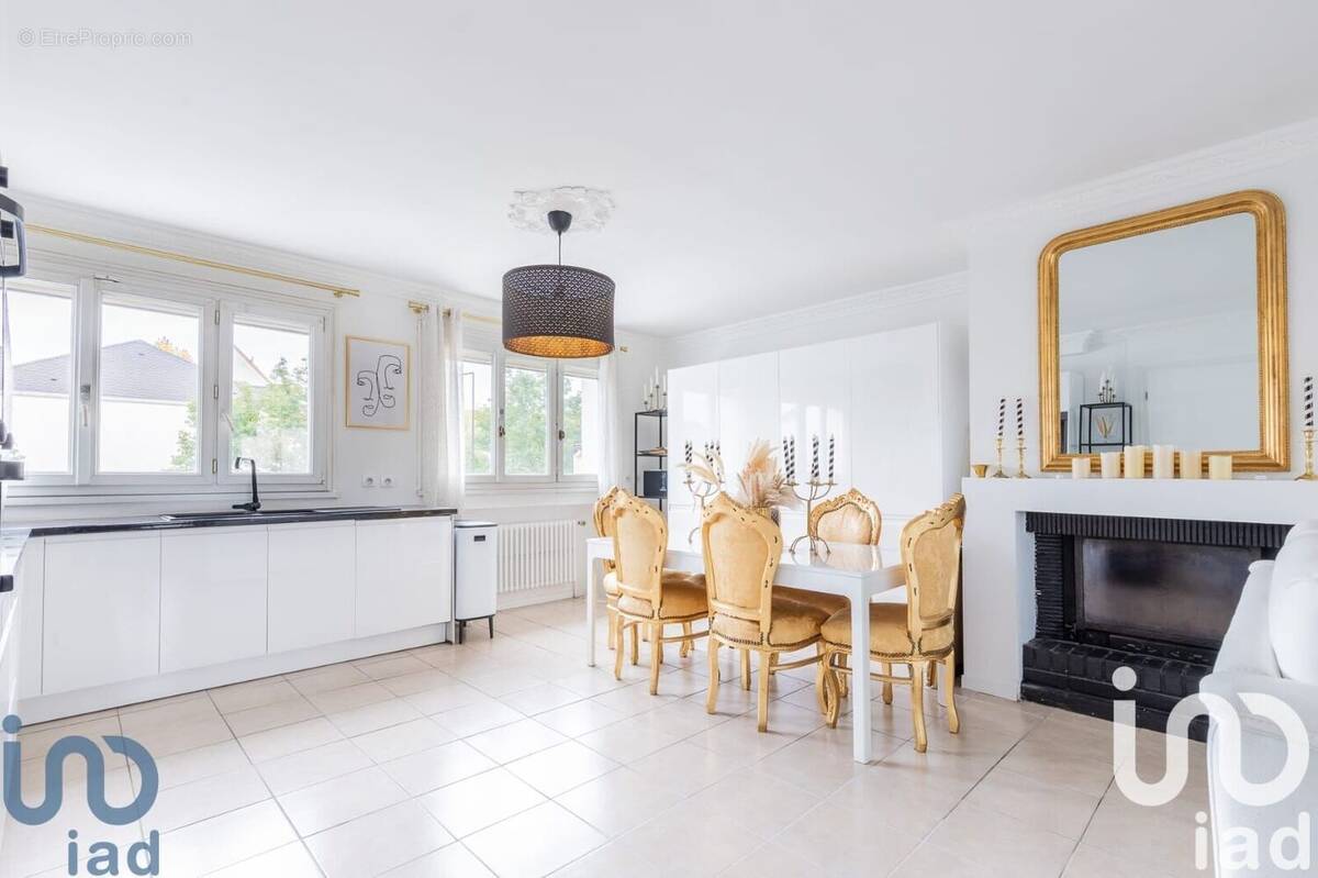 Photo 1 - Maison à CHILLY-MAZARIN