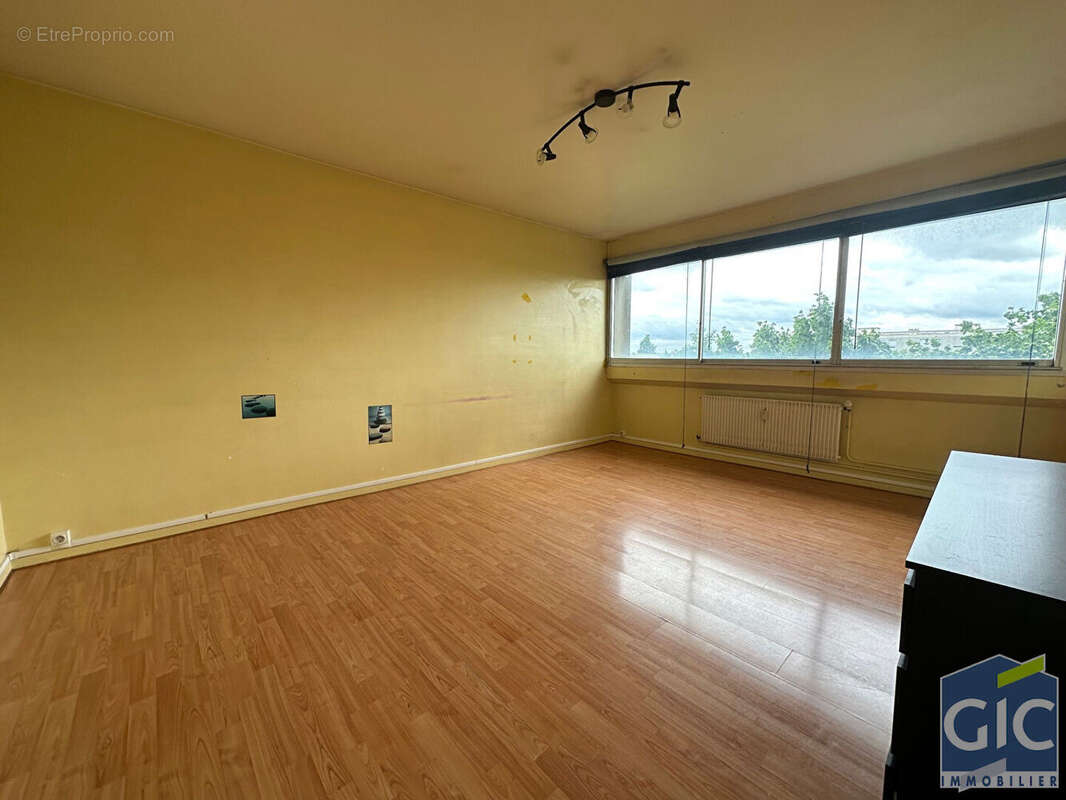 Appartement à HEROUVILLE-SAINT-CLAIR
