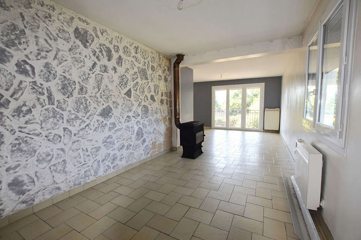 Maison aux portes de lapalisse : - photo 8