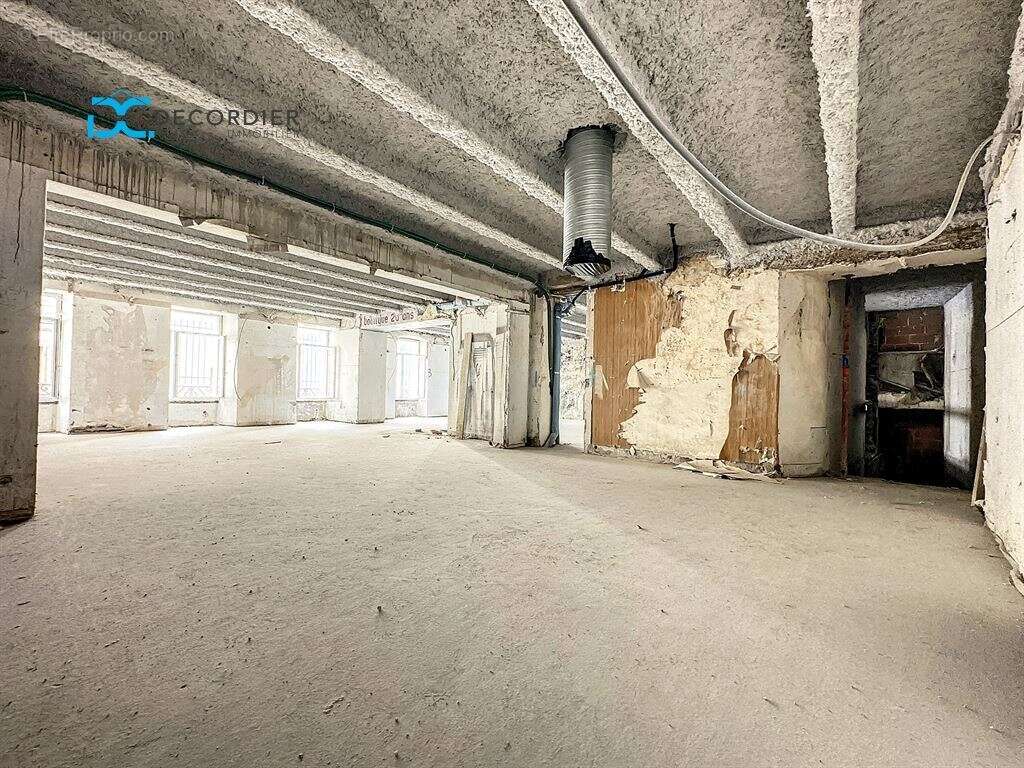 Commerce à EVIAN-LES-BAINS