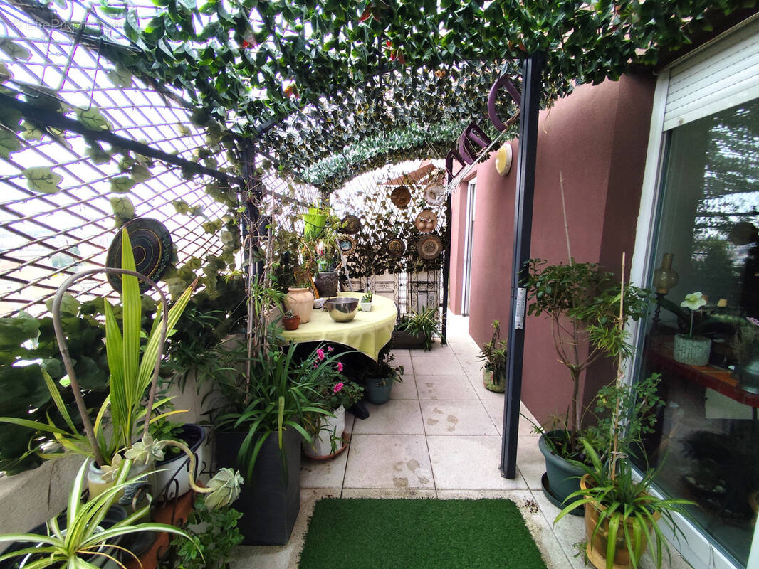 Appartement à NIMES