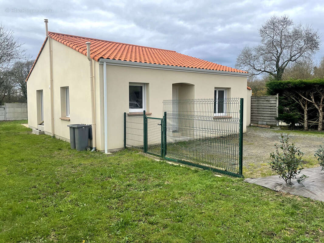 Maison à SAINT-PHILBERT-DE-GRAND-LIEU