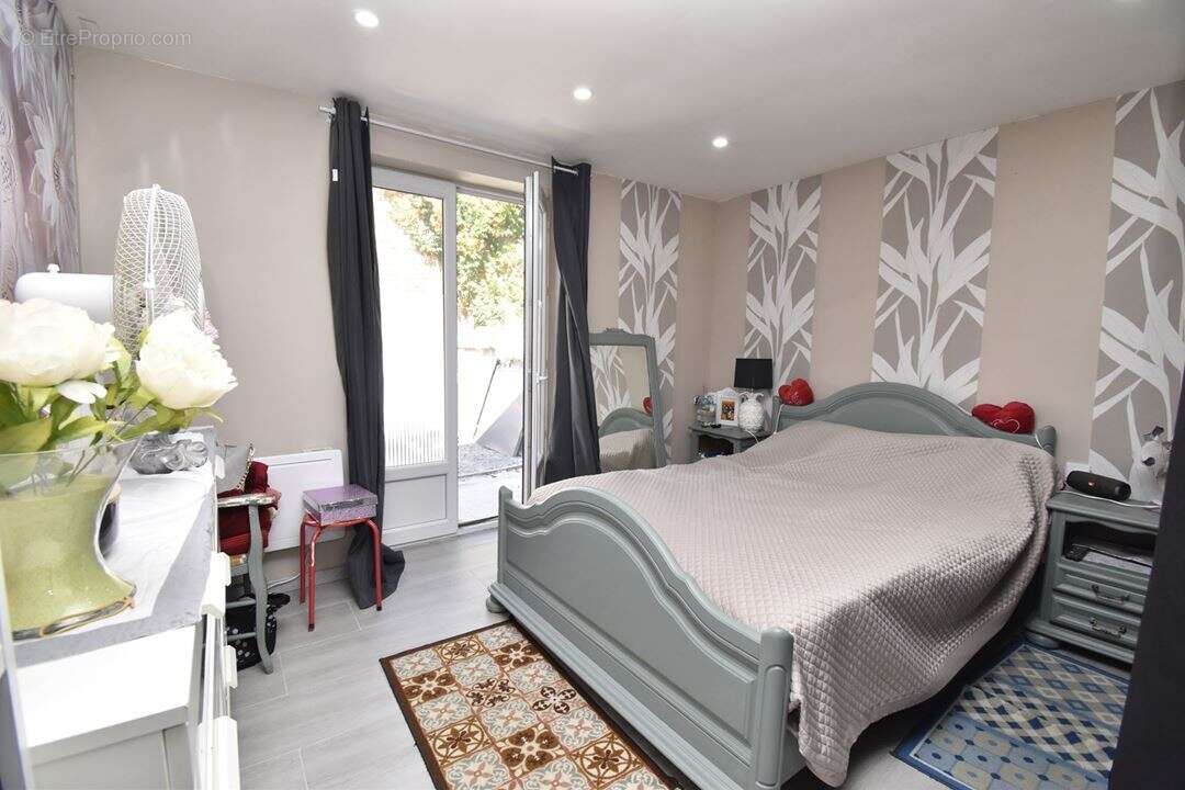 Maison 110 m² à Saint-Hilaire-Lez-Cambrai  - photo 6