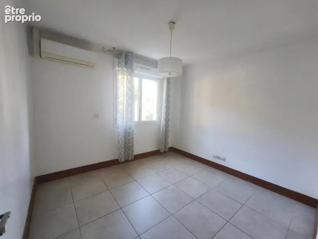 Maison 6 pièces / 147 m² / 460 000 EUR / MARSEILLE-12E--ARRONDISSEMENT - photo 10