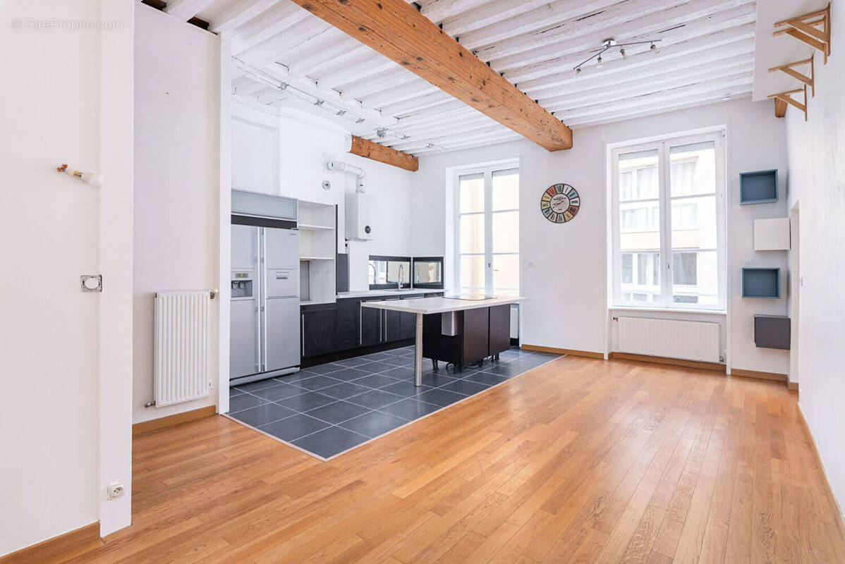 Appartement à LYON-1E