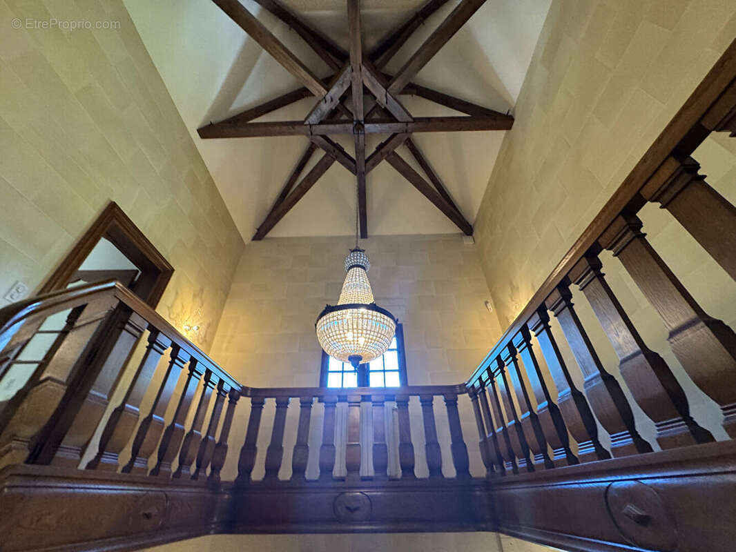 Maison à LES MESNULS