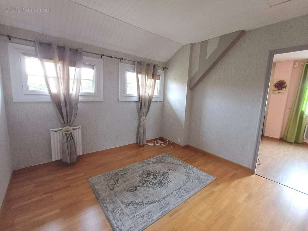 Maison à BRACQUEMONT