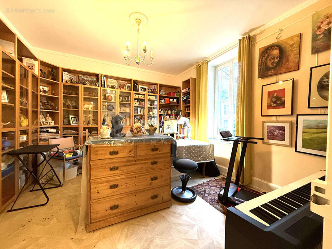 Maison à COSNE-COURS-SUR-LOIRE