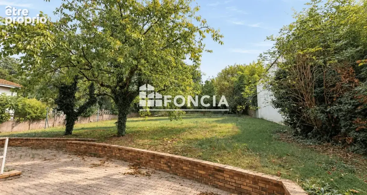Maison individuelle avec jardin et double garage au cœur de Neuville-sur-Saône - photo 3
